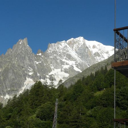 Hotel Funivia Courmayeur Exteriér fotografie